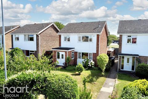 3 bedroom detached house for sale, James Court, Welton