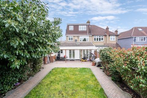 4 bedroom semi-detached house for sale, Upton Court Road, Langley SL3