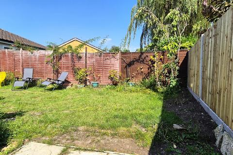 16 Cerne Close, North Baddesley, Southampton, SO52 9GX