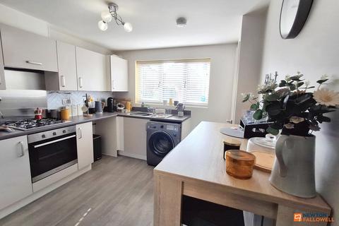 2 bedroom end of terrace house for sale, Manor Drive, Gunthorpe, Peterborough, PE4