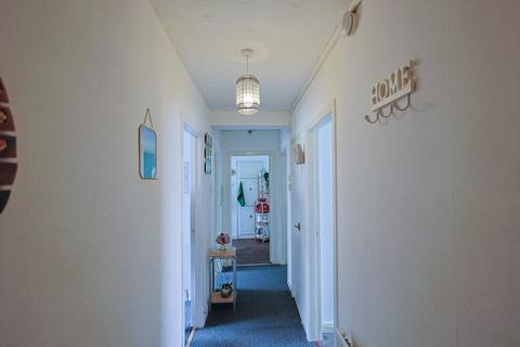 Flat 0/2, 35 Hillington Quadrant, Glasgow, G52 2AG