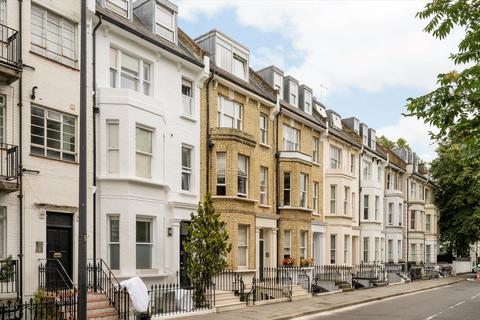 1 bedroom flat for sale, Beaufort Street, London, SW3.