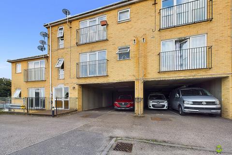 69 Ruskin Road, Belvedere, DA17 5BF