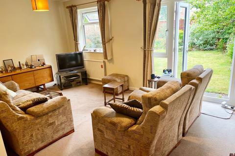 63 Avenue Road, Queniborough, Leicester, LE7 3FB