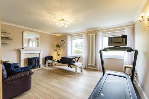 2 bedroom flat for sale, Newbold Back Lane, Chesterfield