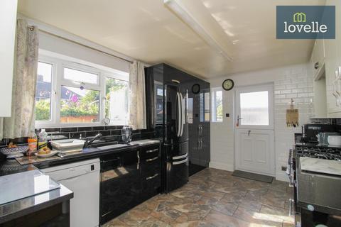 16 Longfield Road, Grimsby, DN34 5SB