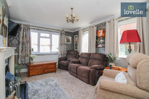 16 Longfield Road, Grimsby, DN34 5SB
