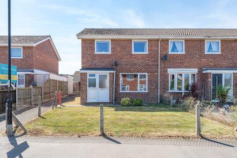 3 bedroom end of terrace house for sale, Black Street, Martham