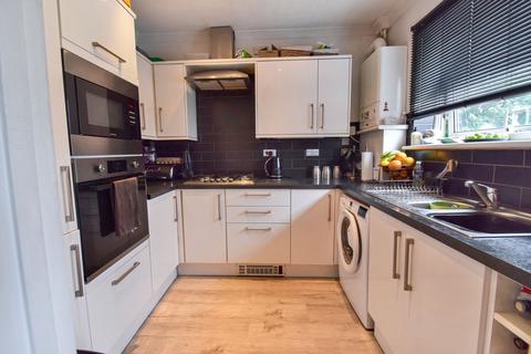 3 bedroom end of terrace house for sale, Cameron Close, Chatham, ME5