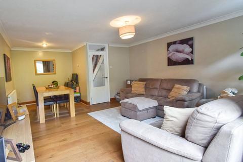 3 bedroom end of terrace house for sale, Cameron Close, Chatham, ME5