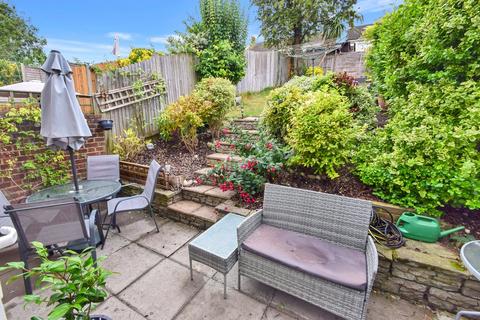 3 bedroom end of terrace house for sale, Cameron Close, Chatham, ME5