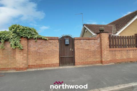 3 bedroom detached bungalow for sale, St Georges Road, Doncaster DN8