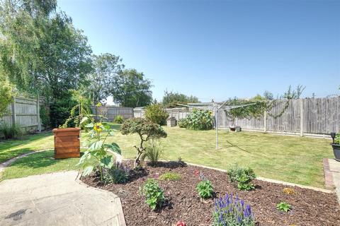 12 Gibb Close, Bexhill-on-sea, TN40 2PN