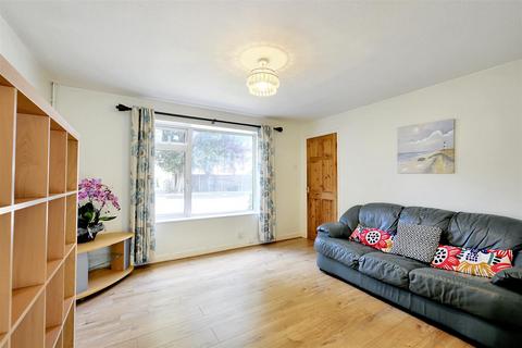 3 bedroom terraced house for sale, Tattershall Drive, Beeston