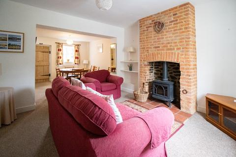 2 bedroom cottage for sale, Shernborne Road, Dersingham, King's Lynn, Norfolk, PE31