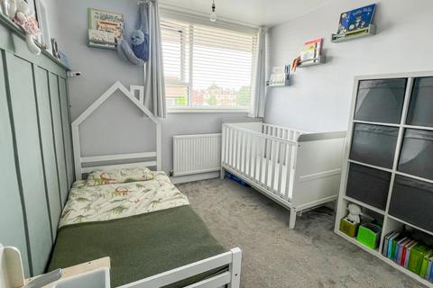 15 Haslam Crescent, Sheffield, S8 7GT