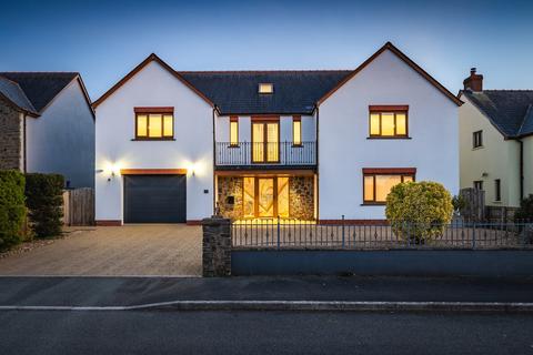 5 bedroom detached house for sale, Elidyr Park, Haverfordwest SA62