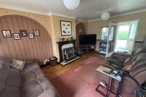 3 bedroom semi-detached house for sale, Ledwell Drive, Glenfield, Leicester