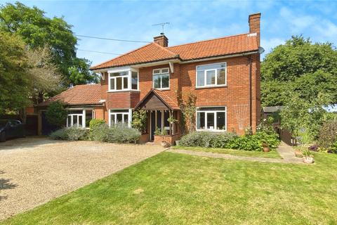 Parkside Main Road, Woolverstone, Ipswich, IP9 1AR