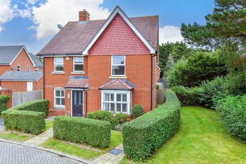 4 bedroom detached house for sale, Sackville Gardens, Barnham, Bognor Regis, West Sussex