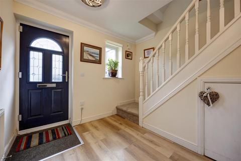 3 bedroom terraced house for sale, 10 Green Meadow Close, Ingleton