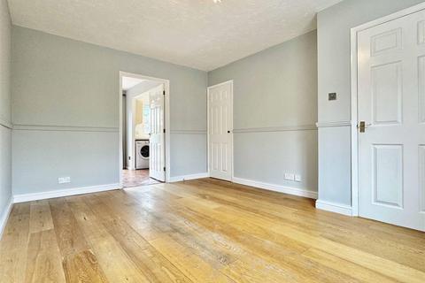 10 Cuckoo Way, Great Notley, Braintree, CM77 7YG