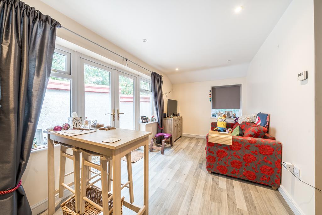 Annex   Kitchen / Living Room