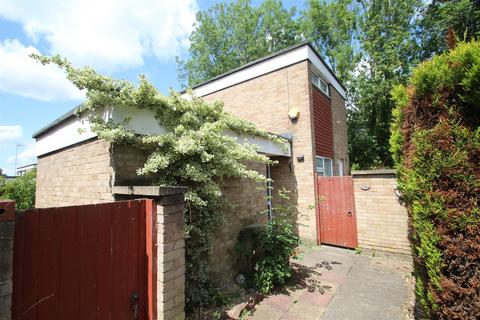 3 bedroom semi-detached house to rent, Wharfedale, Hemel Hempstead