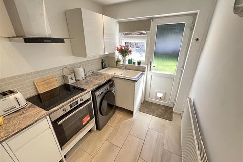 40 Far Meadow Lane, Wirral, CH61 4XW
