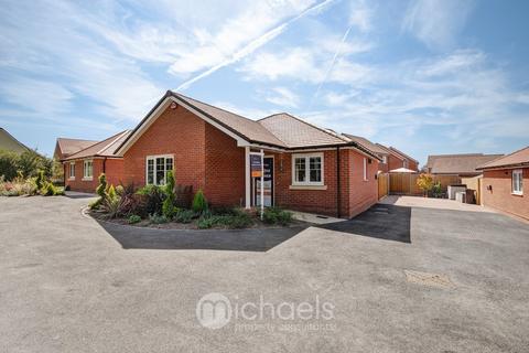 3 bedroom detached bungalow for sale, Stone Path Drive, Hatfield Peverel, Chelmsford, CM3