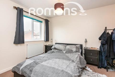 29 Mccartney Walk, Basingstoke, RG22 4NZ
