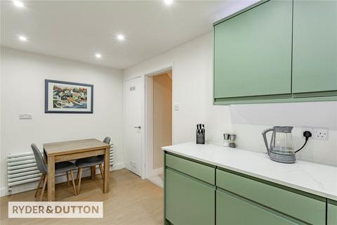 72 Cornish Way, Royton, Oldham, OL2 6JY