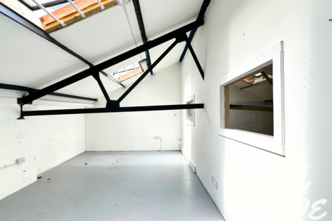 Industrial unit to rent, Camden Road, London N7