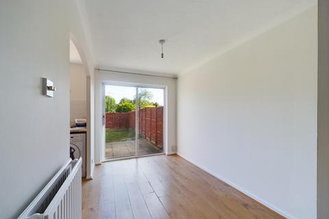 3 bedroom semi-detached house to rent, Huscarle Way, Reading, Tilehurst, RG31