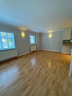 2 bedroom apartment to rent, North Street, Tunbridge Wells TN2