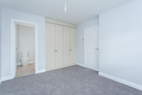 47 Longbridge Drive, Easingwold, York, YO61 3FH