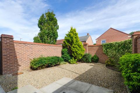 47 Longbridge Drive, Easingwold, York, YO61 3FH