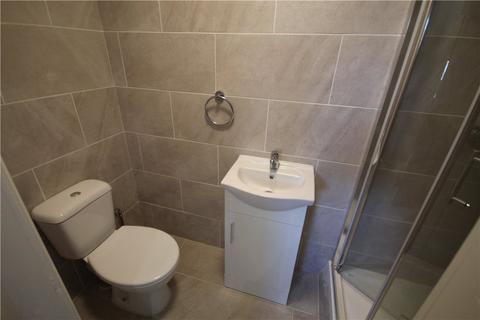 2 bedroom apartment to rent, High Street, Surrey KT15