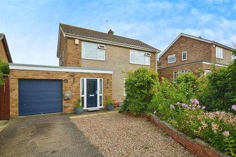 3 bedroom detached house for sale, Astley Crescent, Scotter