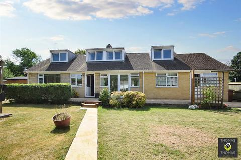 5 bedroom detached bungalow for sale, Parton Road, Churchdown