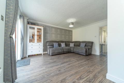47 Caulstran Street, Dumfries, DG2 9FN