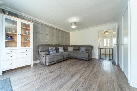 47 Caulstran Street, Dumfries, DG2 9FN