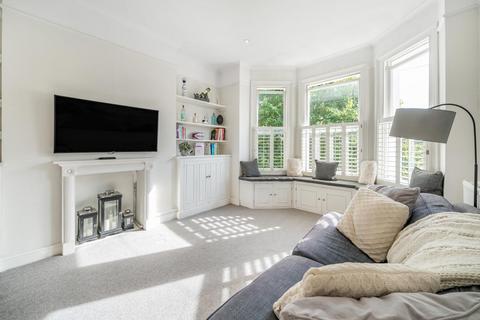 2 bedroom flat for sale, Stormont Road, Battersea