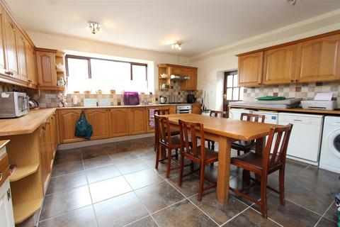 3 bedroom semi-detached house for sale, Love Lane, Denbigh LL16