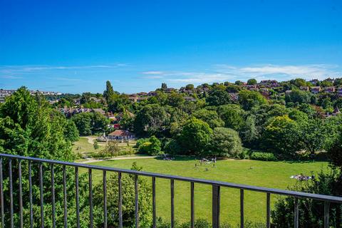 1 bedroom retirement property for sale, St. Helens Crescent, Hastings