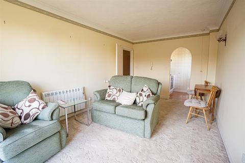 1 bedroom retirement property for sale, St. Helens Crescent, Hastings