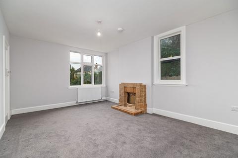 8 Harrington Road, Rothwell, Kettering, NN14 6AR