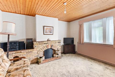 67 Whatley Avenue, London, SW20 9NR