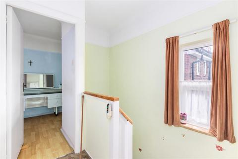 67 Whatley Avenue, London, SW20 9NR