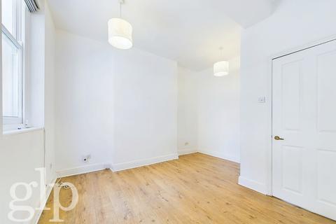 1 bedroom apartment to rent, Great Windmill Street W1D